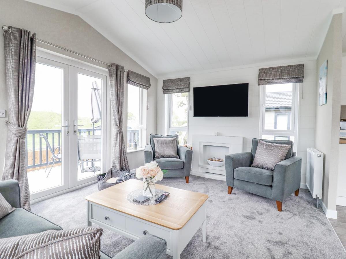 36 Bucklesham Park Villa Ипсуич Екстериор снимка